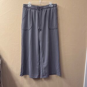 XL leisure Suit. Grey. New without tags.